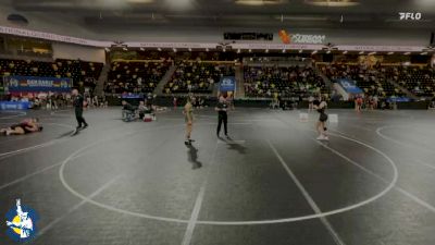 135 lbs Champ. Round 1 - Noah Overholt, Iowa City West vs Willow Rademacher, Basehor-Linwood HS