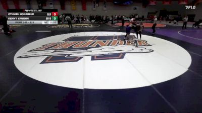 174 lbs Cons. Round 1 - Othniel Honablue, Olivet vs Kenny Vaughn, Wisconsin-Whitewater