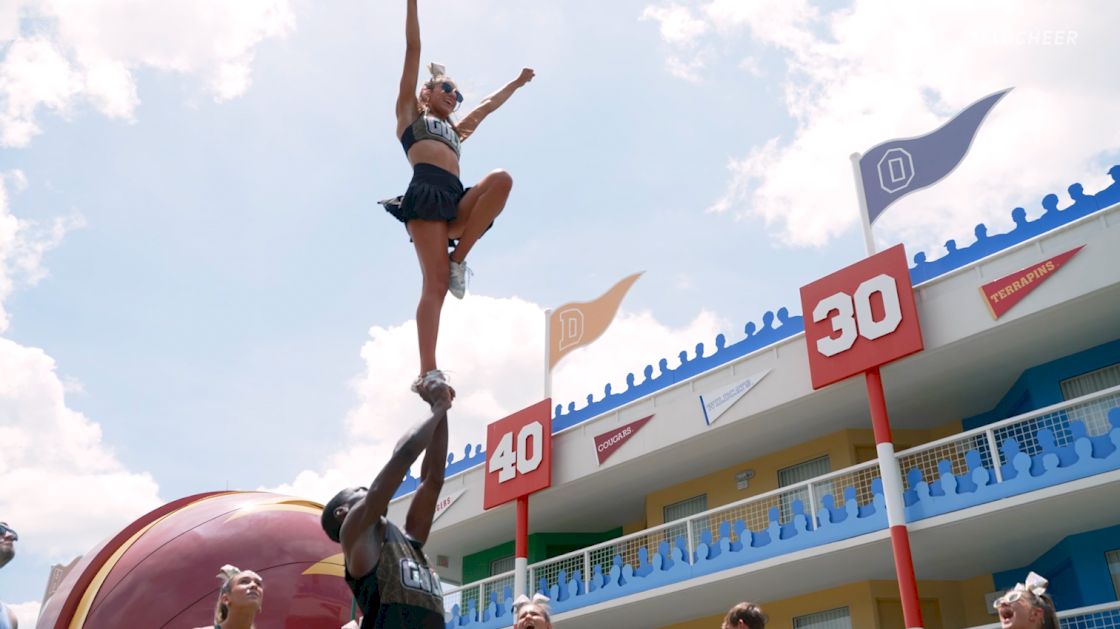 Football Fields of GOLD - Take On Practice With LACF Gold