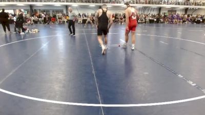 Silver 197 lbs Champ. Round 2 - Harvey Ludington, Iowa vs Carmine Gerbino, Cortland State