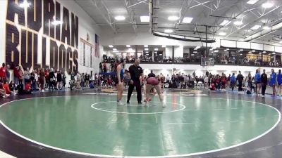 138B Champ. Round 2 - Aenaya Vines, Lindsey Wilson University vs Jacey Kuntz, Schreiner University