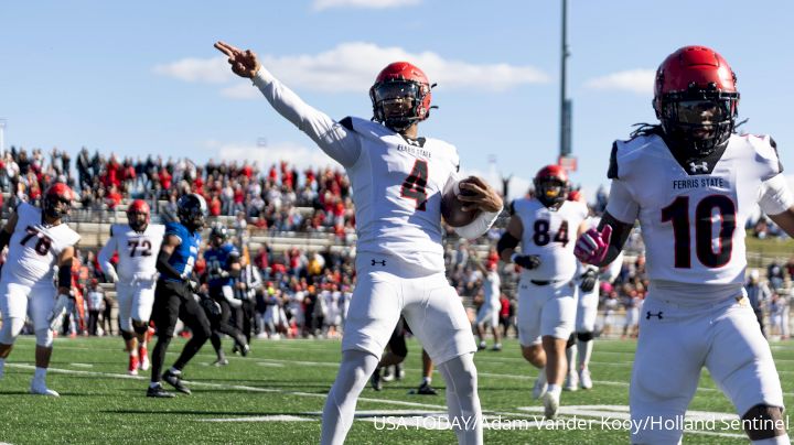 Trinidad Chambliss Transfers To Ole Miss
