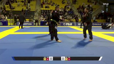 Diego Gamonal Nogueira vs Ricardo Feliciano Pereira 2025 Master International IBJJF Jiu-Jitsu North American Championship