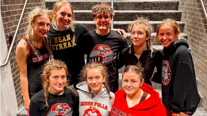 picture of Cedar Falls High School Girls' Wrestling Team (Iowa)