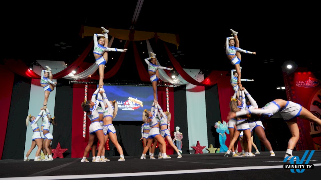 The Stingray All Stars UV Light Up Battle Under The Big Top!