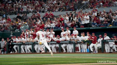 Arkansas Baseball Withstand A Late Rally From Michigan