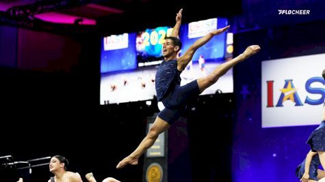 We're enchanted by Centro Artistico Yesenea Mendoza from Ecuador!