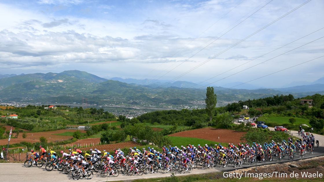 Watch In Canada: 2025 Giro d'Italia Stage 1