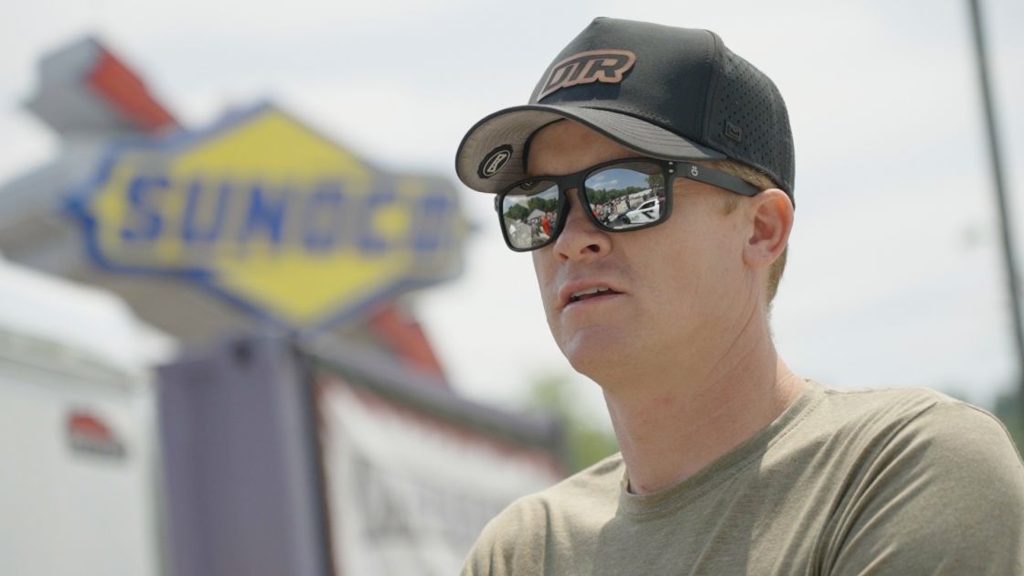 Derek Thorn Details Busy Travel Day To Get To Slinger