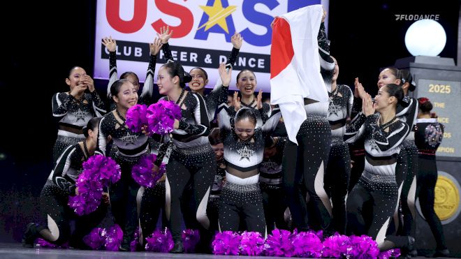 Shining Planets Take Gold: World Champ Photo Album