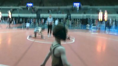 Rookie 6-8 110 1st Place Match - Alexander Dye, Great Bridge Middle School vs Isaiah Clarke, Grizzly Wrestling Club