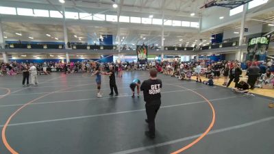 135 lbs Quarterfinal - Zoribelle Valdez, Unattached vs Shamari Smith, Unattached