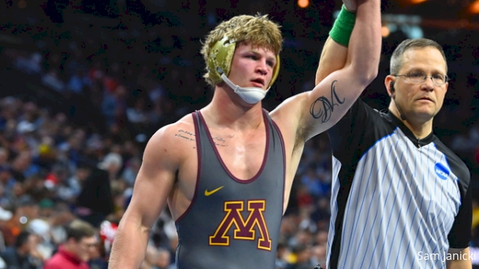 #4 Iowa Wrestling vs #7 Minnesota Live Updates