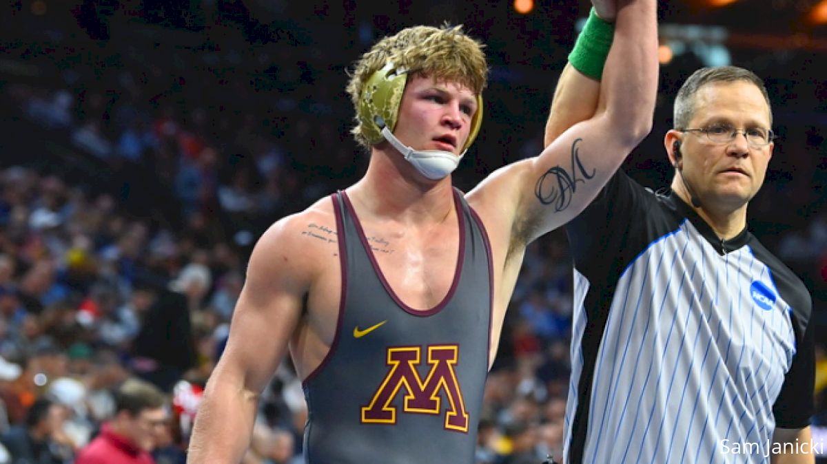#4 Iowa Wrestling vs #7 Minnesota Live Updates