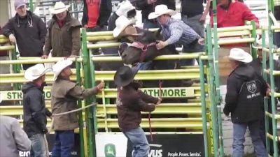 Best Of: Bareback Riding At The 2018 Strathmore Stampede