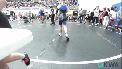 82 lbs Rr Rnd 1 - Rylee Gensman, Cowboy Wrestling Club vs Tynlie Lewis, Harrah