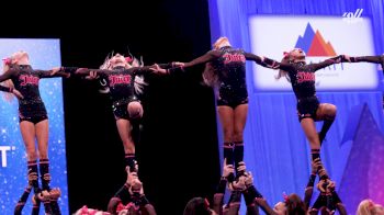 Cheer Extreme Raleigh Juicy Brings The Glam To The Summit Stage