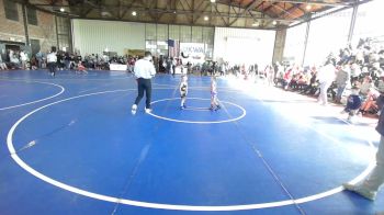 40 lbs Rr Rnd 1 - Violet Jones, Springdale Youth Wrestling Club vs Charlotte Beeman, B.A.W.C