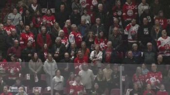 MUST SEE: Soo Greyhounds Crowd Helps Sing Anthem When Mic Fails