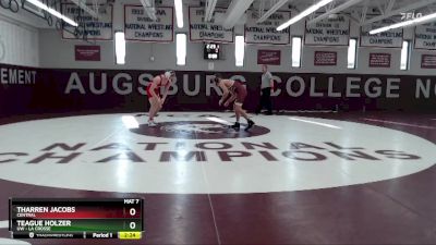 133 lbs Semifinal - Teague Holzer, UW - La Crosse vs Tharren Jacobs, Central