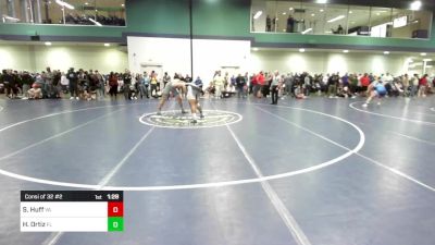 215 lbs Consi Of 32 #2 - Schey Huff, VA vs Hernan Ortiz, FL