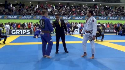 Domique Bell vs A. Tapani IBJJF 2018 European Championships
