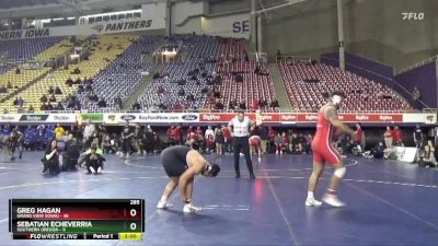 285 lbs Quarters & 1st Wb (16 Team) - Greg Hagan, Grand View (Iowa) vs Sebatian Echeverria, Southern Oregon