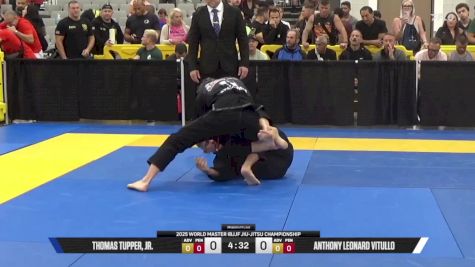 Anthony Leonard Vitullo vs Thomas Tupper, Jr. 2025 World Master IBJJF Jiu-Jitsu Championship