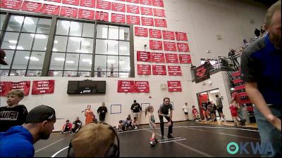 37-40 lbs Semifinal - AJ Smith, Little Axe Takedown Club vs Ameliah Ortiz, Bridge Creek Youth Wrestling