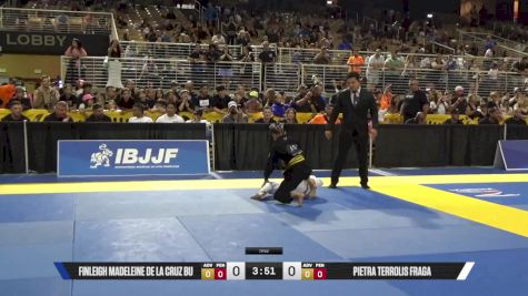 Pietra Terrolis Fraga vs Finleigh Madeleine De La Cruz Bu 2025 Pan Kids Jiu-Jitsu IBJJF Championship