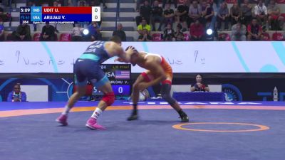 61 kg 1/8 Final - Udit Udit, India vs Vitali Arujau, United States