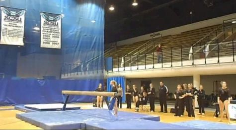 Brown (Julia Meyer) - 9.825