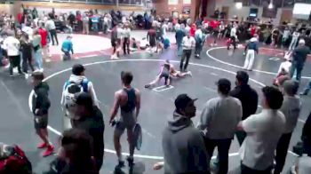 132 lbs Cons. Round 2 - Adriel Flores, Othello vs Xzavier Elgee Sanders, University