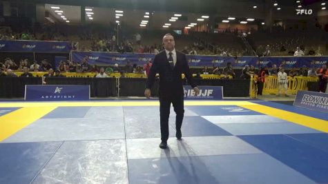 Scarlett Monroe Nguyen vs Joper K Addington 2026 Pan Kids Jiu-Jitsu IBJJF Championship