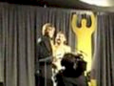 Ryan Hall accepts Runner of the Year at Competitor Awards