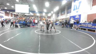 215 lbs Cons. Round 3 - Danny Rodriguez Venegas, Victor Valley vs Ricardo Gonzalez, Moorpark