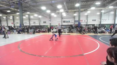 40 lbs Semifinal - Evander Welsh, Patriot Mat Club vs Elias Rodriguez, Madera WC