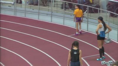 W 400 H04 (8 year old girl runs 70 for 400)