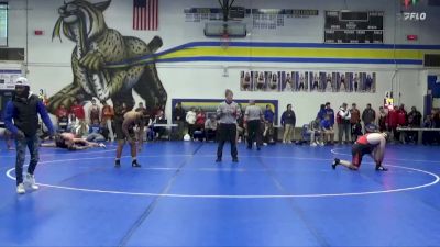 JV-44 lbs Round 3 - Malachi Parker, Vinton-Shellsburg vs Gauge Arbogast, Centerville