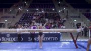 Ragan Smith Rocks Beam, Day 2 Jesolo Training