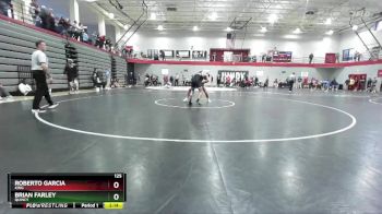 125 lbs Cons. Round 2 - Roberto Garcia, King vs Brian Farley, Quincy