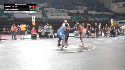 285 lbs Semifinal - Jayren Holly, Chester vs Gabe Robinson, St John's