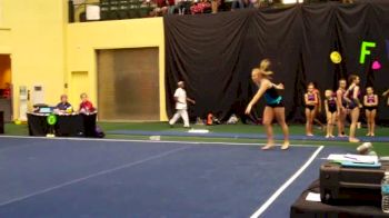 W FX A Diva, Courtnee