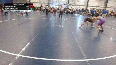 Silver 141 lbs Cons. Round 1 - Kevin Bustillos, Joliet Junior College vs Robert Wicks, Rochester Community & Tech. College