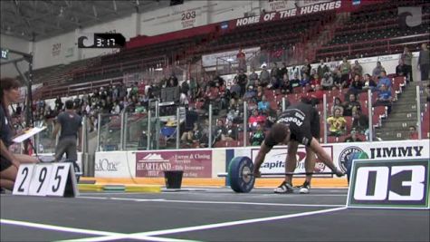 Fraser Puts On A Clinic, Takes 1st in Snatch Ladder