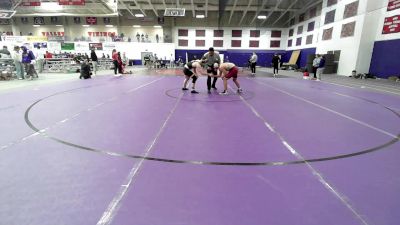 165 lbs Champ. Round 1 - Eli Roberts, Indian Hill Community College vs Zachary McMurray, Ottawa University