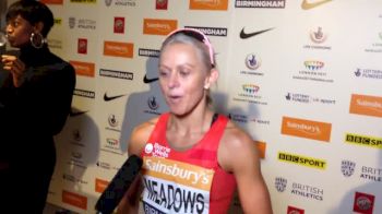 Jennifer Meadows wins women's 800 in 2:01
