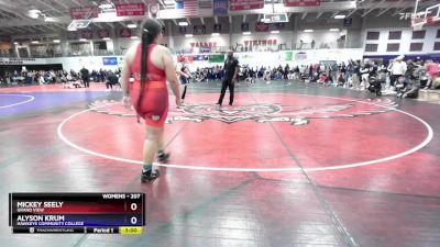 207 lbs Cons. Round 2 - Alyson Krum, Hawkeye Community College vs Mickey Seely, Grand View