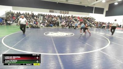 132 lbs Champ. Round 2 - Juan Munoz, Santa Ana Valley vs Loscar Riestra, Corona Del Mar