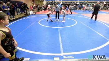 46 lbs Round Of 32 - Jack Crain, Skiatook Youth Wrestling 2022-23 vs Maya Romo, Choctaw